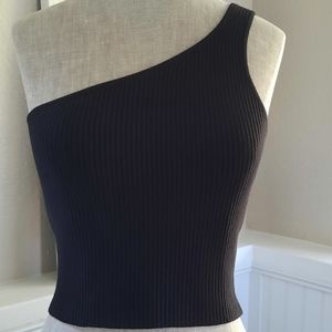 House of harlow one shoulder top in size S